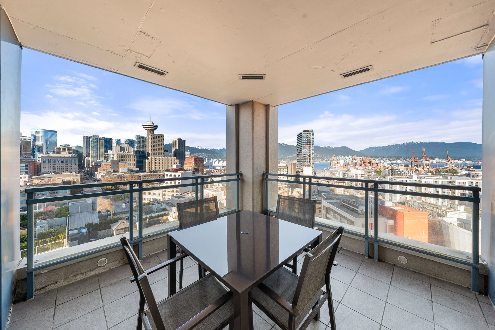 #1702 - 183 Keefer Place